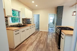 318 Catherine Ave, Muskegon, MI 49442 - Photo 13