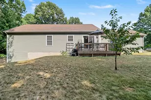 2047 N Lakeshore Dr, Ludington, MI 49431 - Photo 33