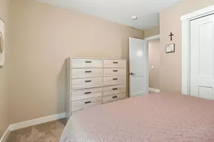 2047 N Lakeshore Dr, Ludington, MI 49431 - Photo 23