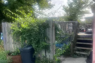 527 Cordelia St SW, Grand Rapids, MI 49503 - Photo 11