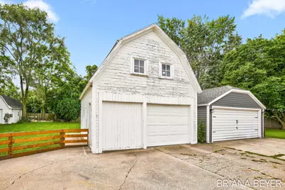 32 W McKinley Avenue, Zeeland, MI 49464 - Photo 47