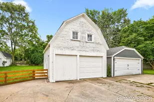 32 W McKinley Ave, Zeeland, MI 49464 - Photo 47