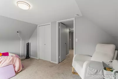 32 W McKinley Avenue, Zeeland, MI 49464 - Photo 29