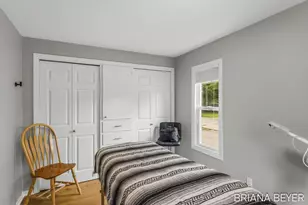 32 W McKinley Ave, Zeeland, MI 49464 - Photo 15
