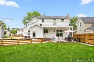 32 W McKinley Ave, Zeeland, MI 49464 - Photo 37