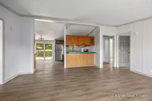 11250 20 Mile Rd NE, Cedar Springs, MI 49319 - Photo 9