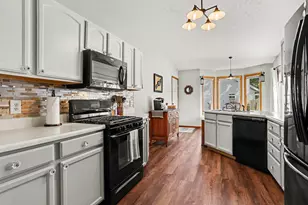 4344 Sweet Cherry Ln, Kalamazoo, MI 49004 - Photo 5
