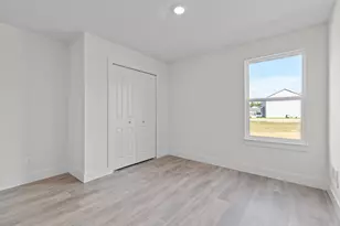 2156 Heatherwood Dr, Adrian, MI 49221 - Photo 23