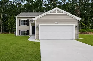 1206 Pine St, Three Rivers, MI 49093 - Photo 1