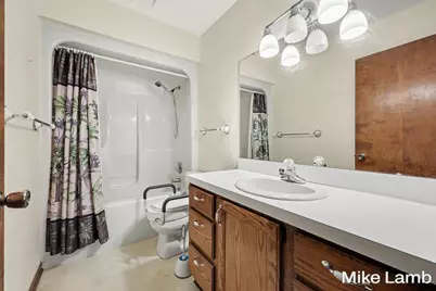 524 Laurie Drive NW, Sparta, MI 49345 - Photo 11