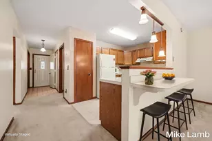 524 Laurie Dr NW, Sparta, MI 49345 - Photo 5