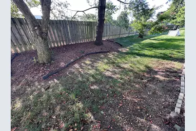 22508 Silver Creek Drive, Woodhaven, MI 48183 - Photo 19