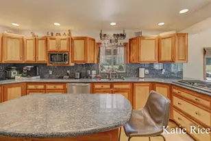 2030 N Scenic Dr, Muskegon, MI 49445 - Photo 15