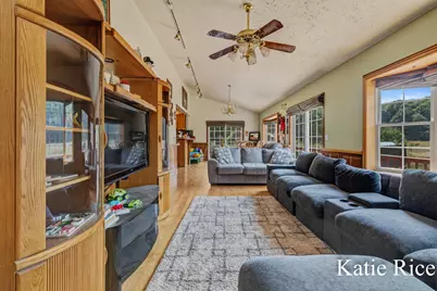 2030 N Scenic Drive, Muskegon, MI 49445 - Photo 19