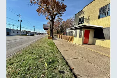 1308 W Sherman Boulevard, Muskegon, MI 49441 - Photo 9