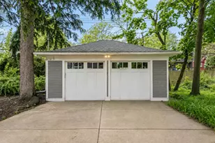 916 Olivia Ave, Ann Arbor, MI 48104 - Photo 89