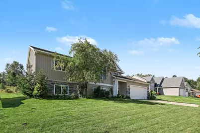 2950 Windy Wood Street SE, Kentwood, MI 49512 - Photo 3