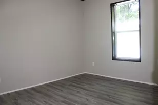 4875 Pamela Ave SE, Kentwood, MI 49548 - Photo 11