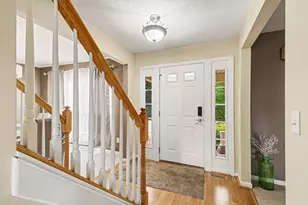 6627 Winter Creek Rd, Norton Shores, MI 49444 - Photo 5