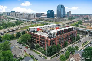 600 Broadway Ave NW, Grand Rapids, MI 49504 - Photo 23