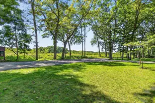 8929 Robinwood Ct, Jackson, MI 49201 - Photo 43