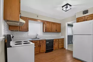 8929 Robinwood Ct, Jackson, MI 49201 - Photo 19