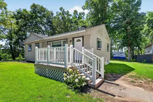 8929 Robinwood Ct, Jackson, MI 49201 - Photo 7
