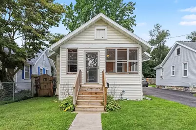 114 Foster Avenue, Battle Creek, MI 49015 - Photo 1