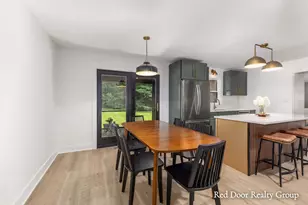 578 Arrowhead Ave SE, Grand Rapids, MI 49546 - Photo 19