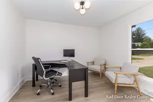 578 Arrowhead Ave SE, Grand Rapids, MI 49546 - Photo 25