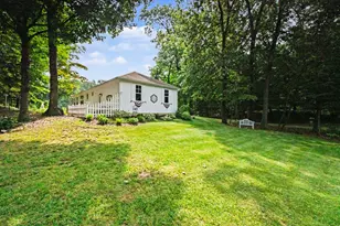 368 Summerset Dr, Kalamazoo, MI 49009 - Photo 7