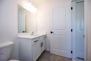 20209 Sunset St, Livonia, MI 48152 - Photo 37