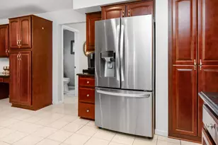3891 Fairfax Dr, Troy, MI 48083 - Photo 29