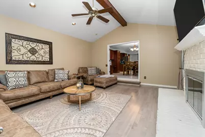 3891 Fairfax Drive, Troy, MI 48083 - Photo 33