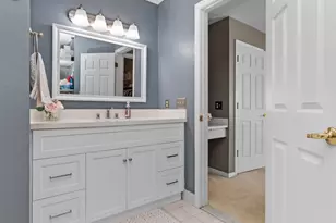 3891 Fairfax Dr, Troy, MI 48083 - Photo 53