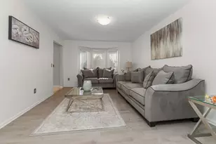 3891 Fairfax Dr, Troy, MI 48083 - Photo 21