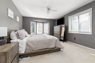 3891 Fairfax Dr, Troy, MI 48083 - Photo 47