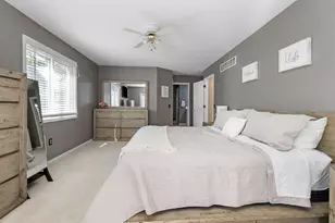 3891 Fairfax Dr, Troy, MI 48083 - Photo 49