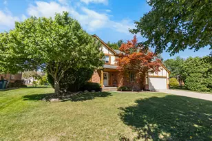 3891 Fairfax Dr, Troy, MI 48083 - Photo 5