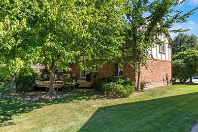3891 Fairfax Drive, Troy, MI 48083 - Photo 7