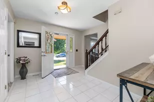 3891 Fairfax Dr, Troy, MI 48083 - Photo 15