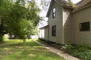 166 N West St, Coloma, MI 49038 - Photo 5