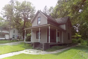 166 N West St, Coloma, MI 49038 - Photo 1