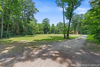 5837 Timber Bluff Trail, Fennville, MI 49408 - Photo 23