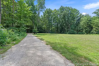 5837 Timber Bluff Trail, Fennville, MI 49408 - Photo 27