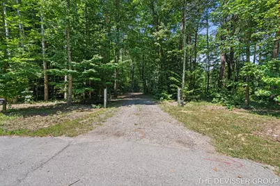 5837 Timber Bluff Trail, Fennville, MI 49408 - Photo 21