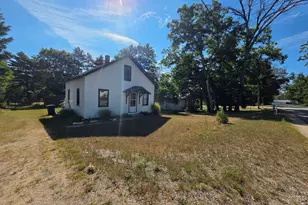 530 Cherry St, Baldwin, MI 49304 - Photo 1