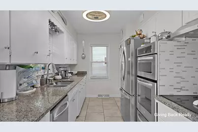 4032 Flamingo Avenue SW, Wyoming, MI 49509 - Photo 9