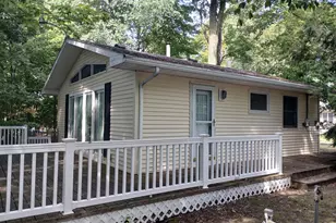 4771 N Ariel Ave, Ludington, MI 49431 - Photo 3