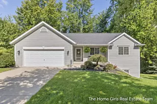 10333 Meadowgate Dr NE, Sparta, MI 49345 - Photo 1